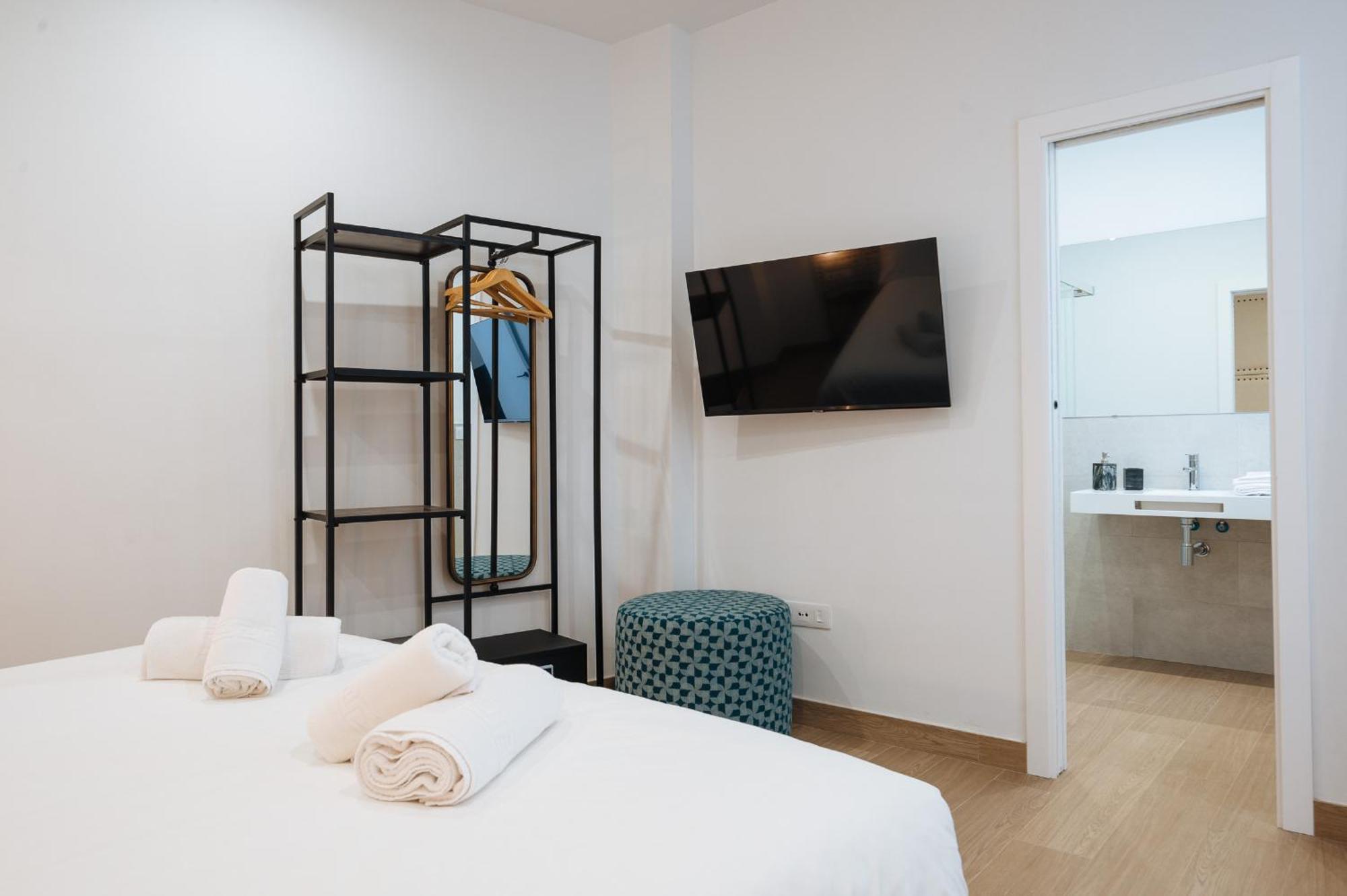 Ninesuites Cathedral Sevilla Bagian luar foto